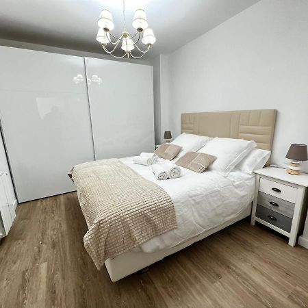 Casa Isabel Aeropuerto Feria Valencia Apartment Partida de La Canada Luaran gambar